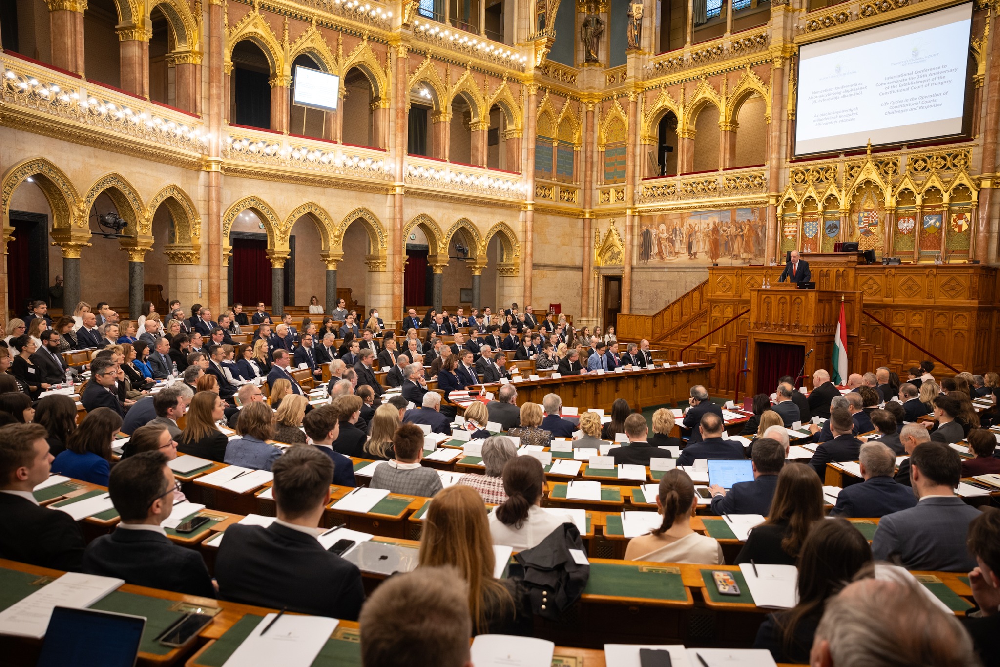 35 éves az Alkotmánybíróság: nemzetközi konferencián vállaltak szerepet a győri jogi kar képviselői